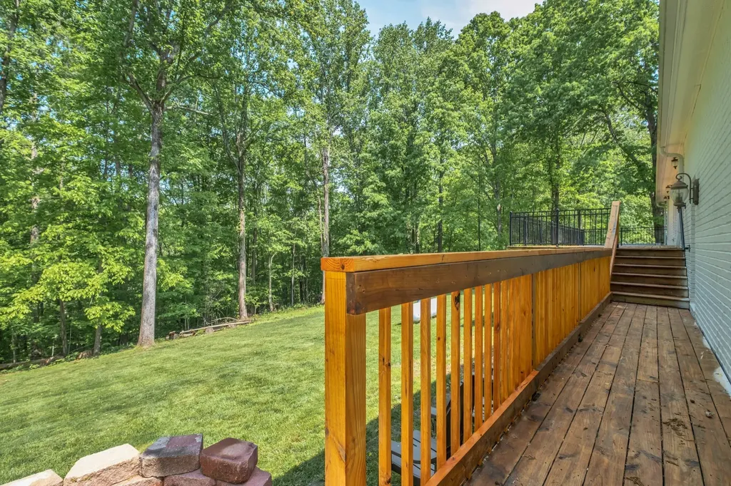 7183 Lama Terra Drive Goodlettsville TN 37072