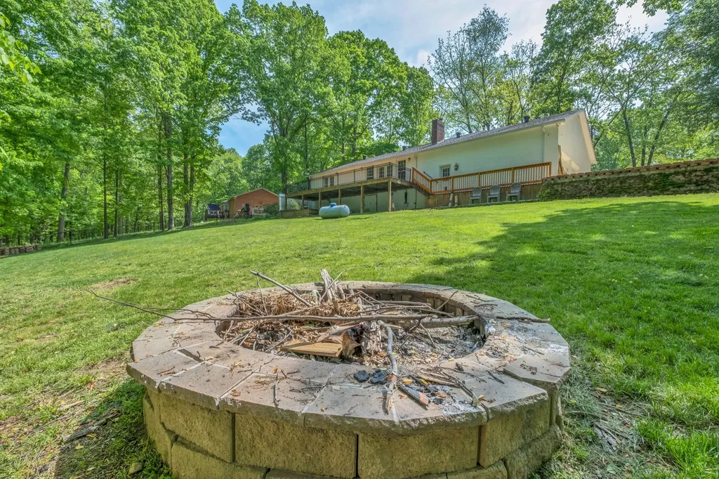 7183 Lama Terra Drive Goodlettsville TN 37072