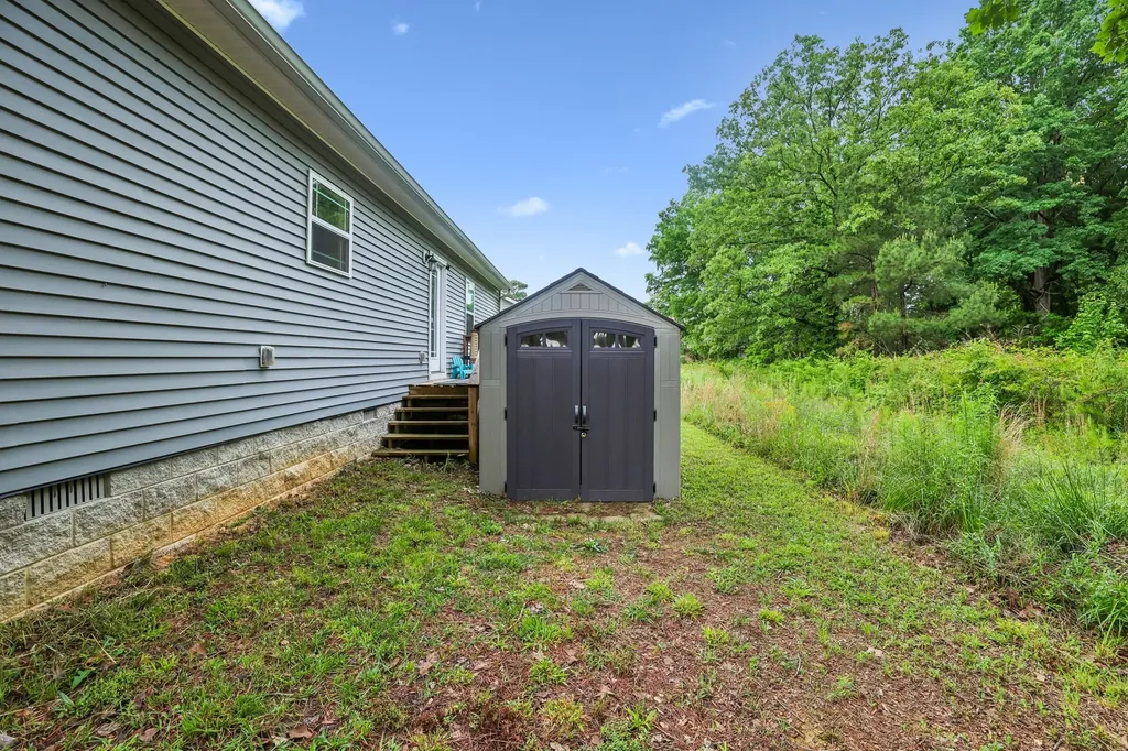 1546 S Spring Street Manchester TN 37355