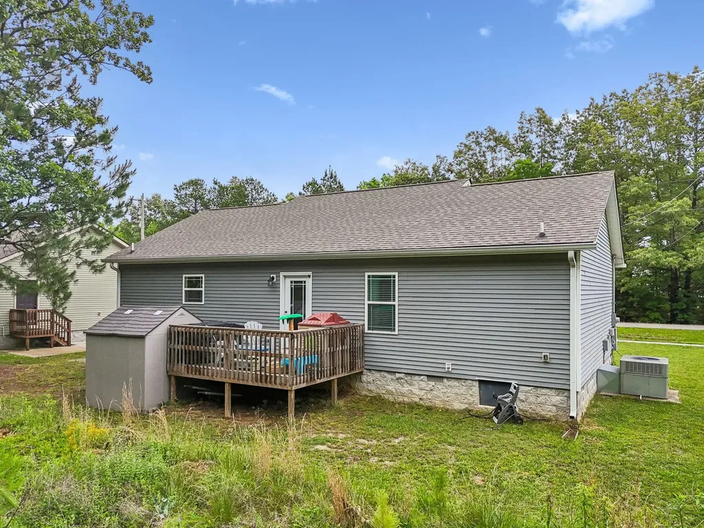 1546 S Spring Street Manchester TN 37355