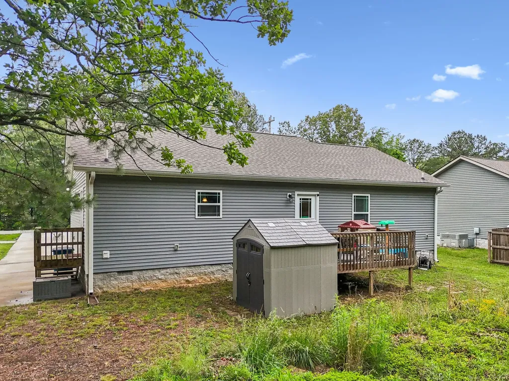 1546 S Spring Street Manchester TN 37355