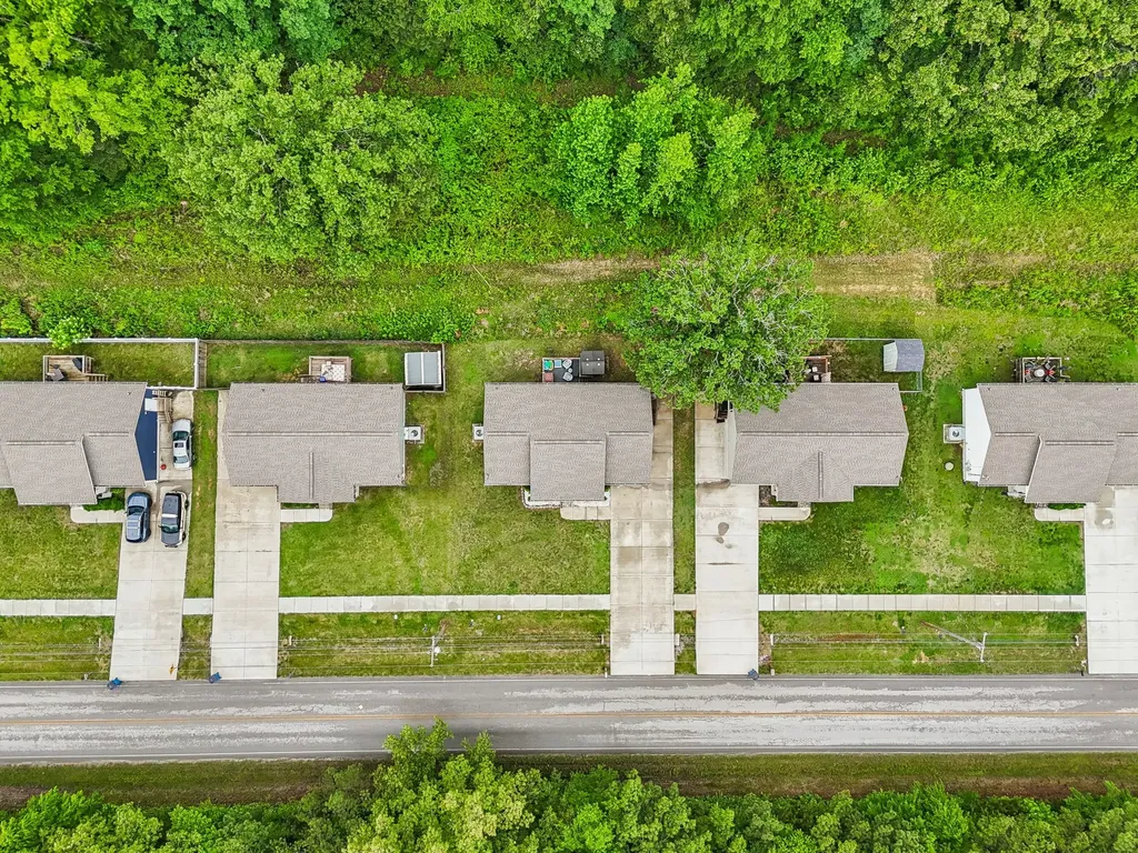 1546 S Spring Street Manchester TN 37355