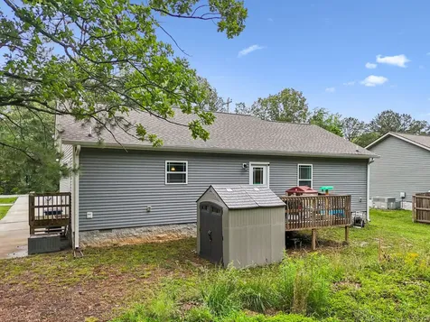 1546 S Spring Street Manchester TN 37355