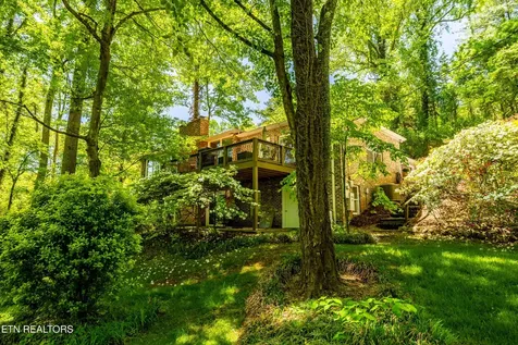 2513 SW Lakemoor Drive Knoxville TN 37920