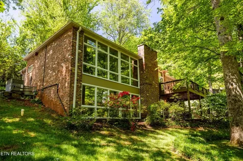 2513 SW Lakemoor Drive Knoxville TN 37920
