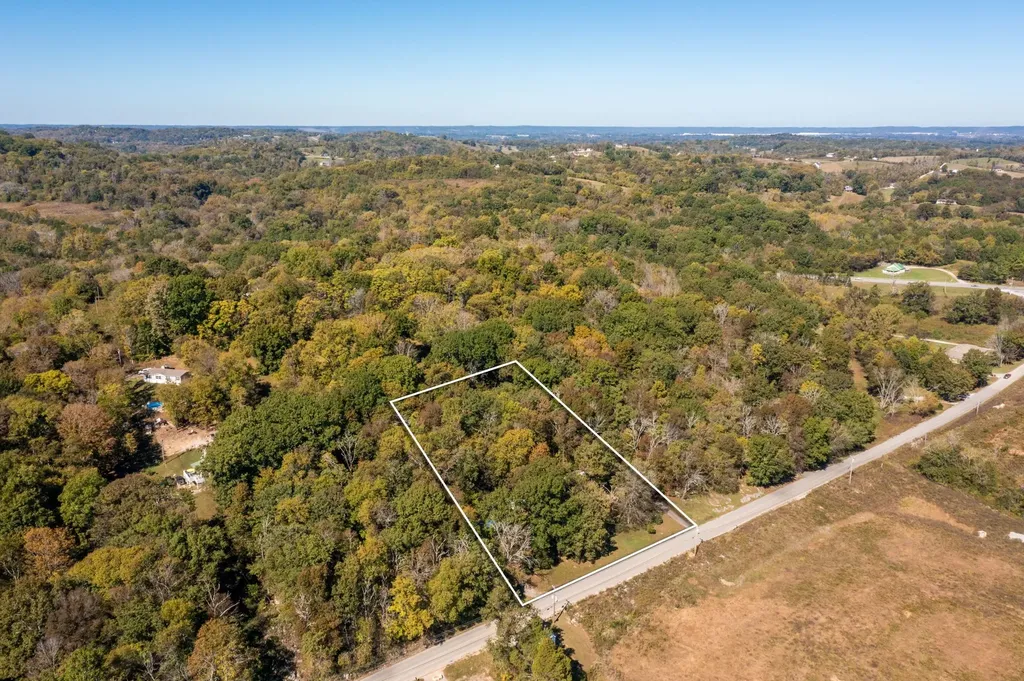 1468 Rock Springs Road Columbia TN 38401