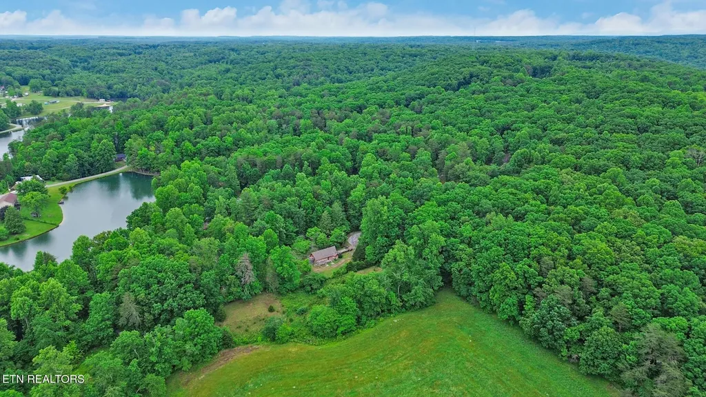 89 Crockett Circle Crossville TN 38572