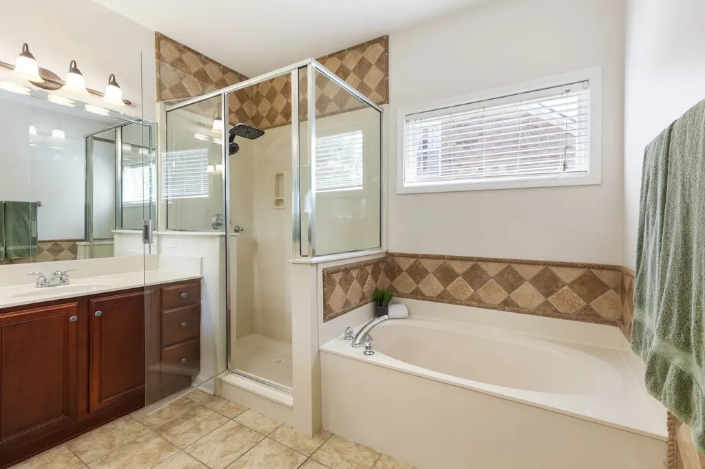 1077 Nealcrest Circle Spring Hill TN 37174