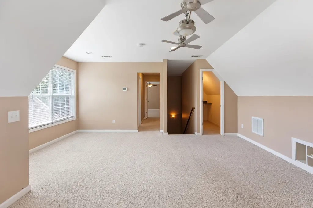1077 Nealcrest Circle Spring Hill TN 37174