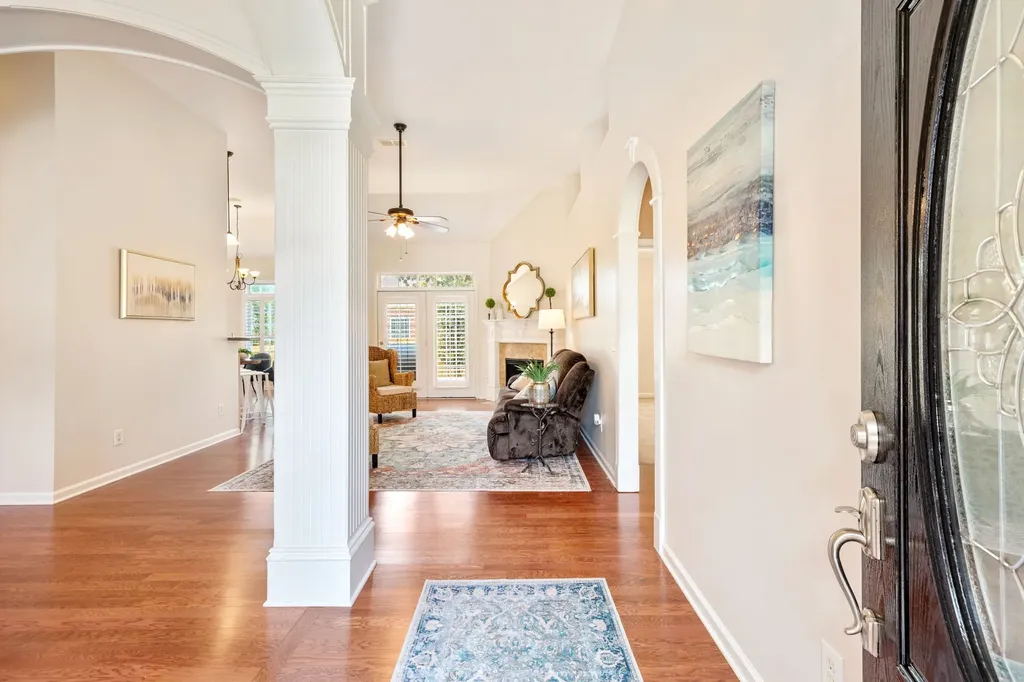 1077 Nealcrest Circle Spring Hill TN 37174