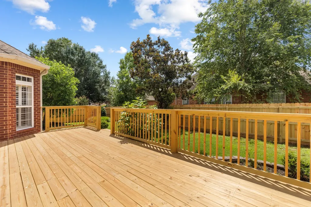 1077 Nealcrest Circle Spring Hill TN 37174