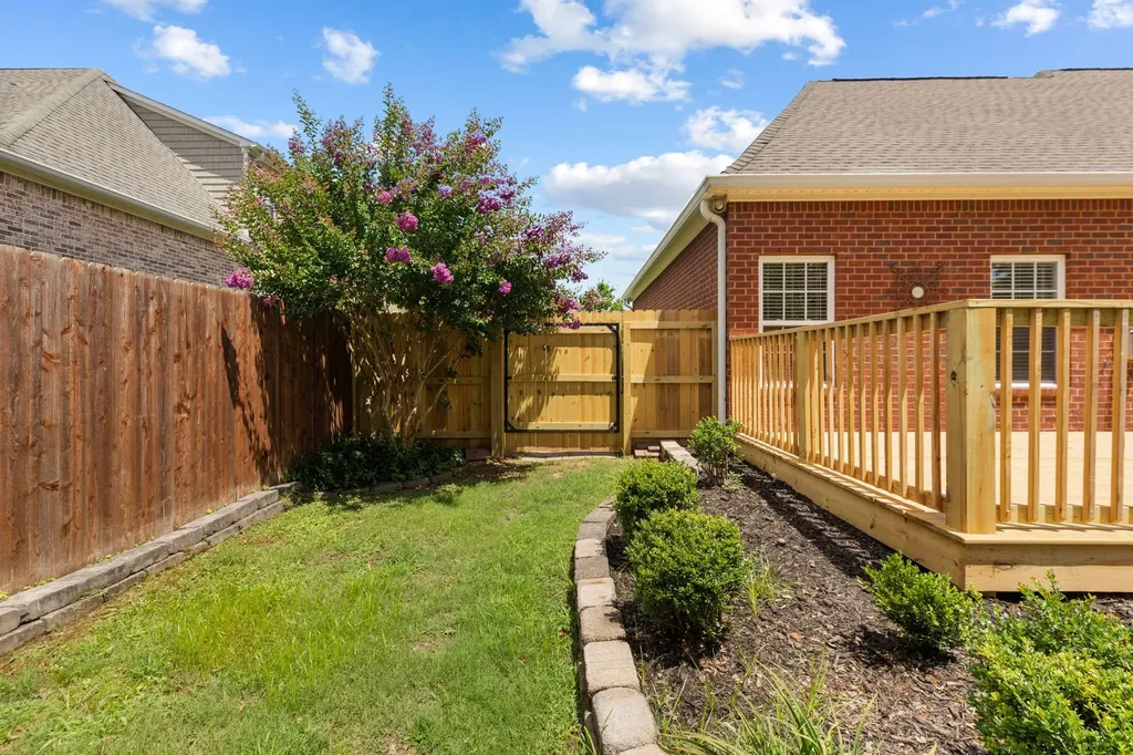 1077 Nealcrest Circle Spring Hill TN 37174