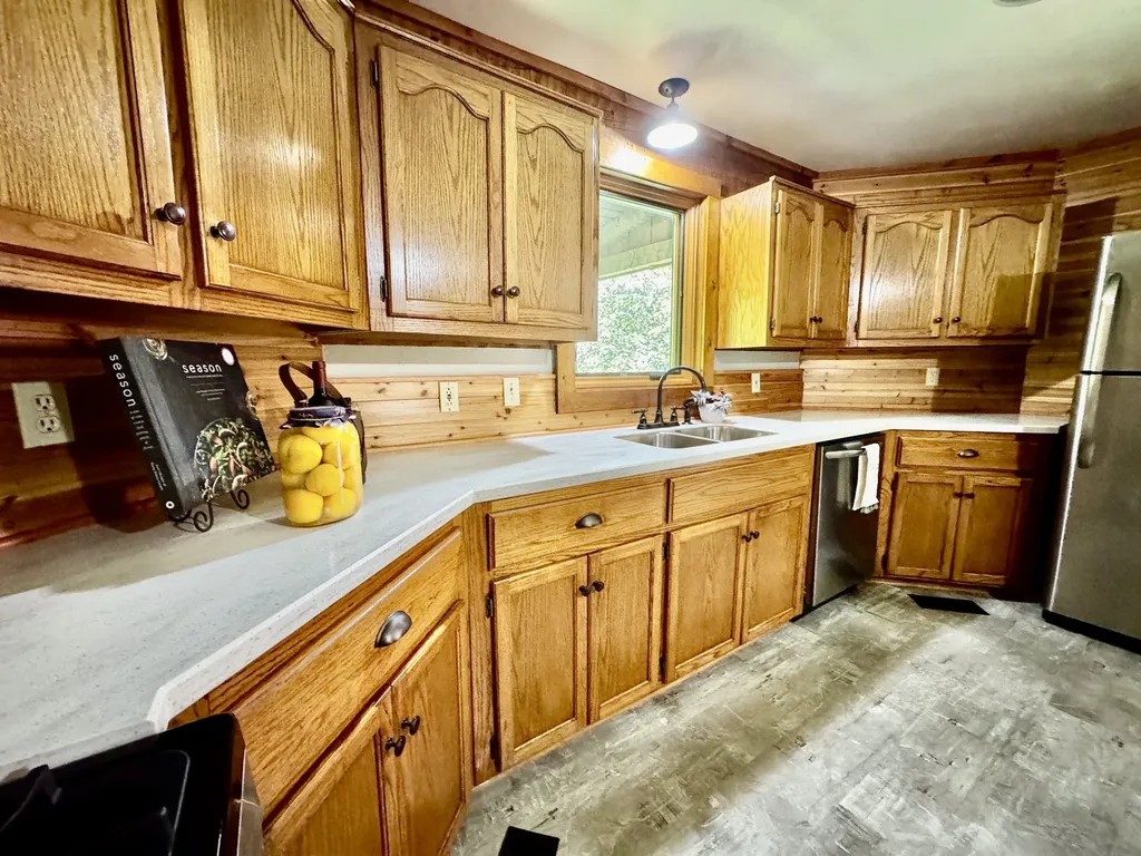 1342 Aetna Church Road Centerville TN 37033