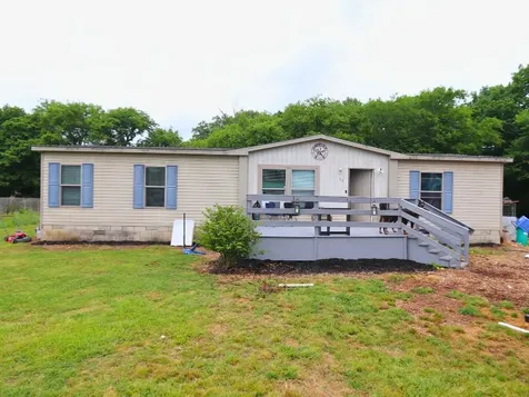 25 Winding Hills Lane Gordonsville TN 38563