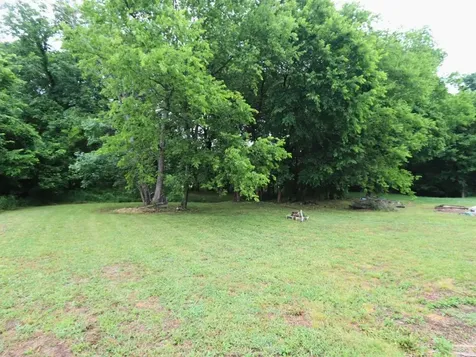 25 Winding Hills Lane Gordonsville TN 38563