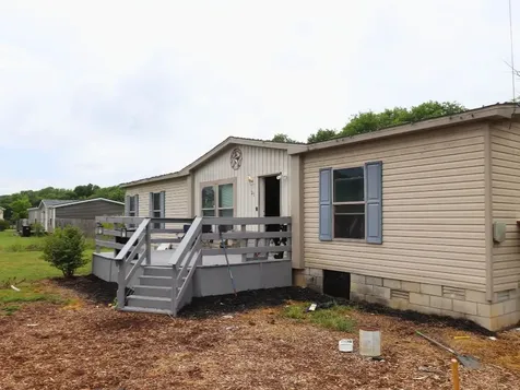 25 Winding Hills Lane Gordonsville TN 38563