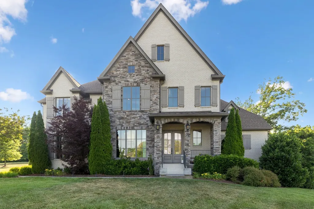 1823 Burland Crescent Brentwood TN 37027