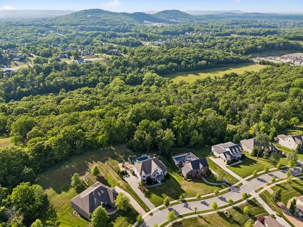 1823 Burland Crescent Brentwood TN 37027
