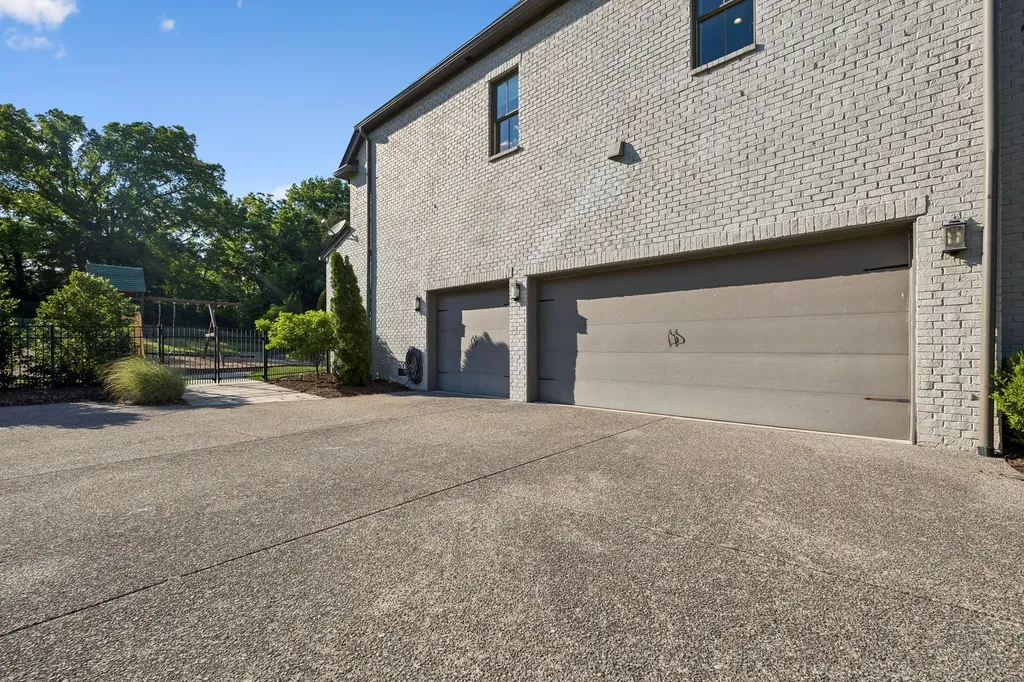 1823 Burland Crescent Brentwood TN 37027