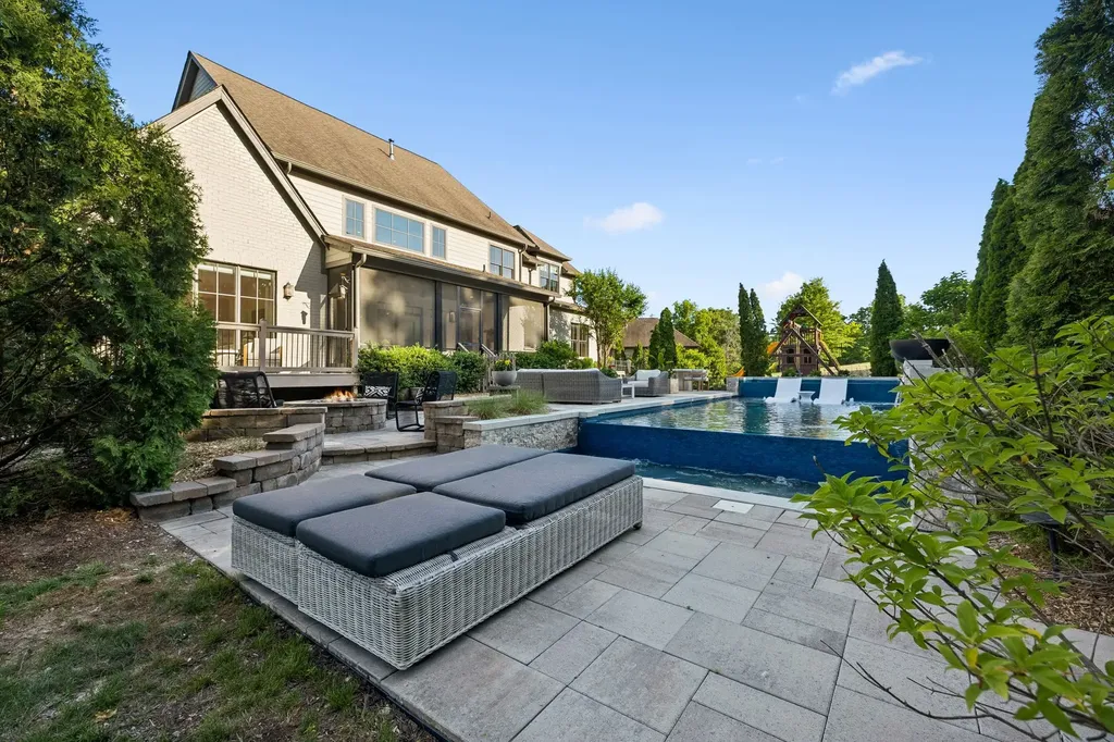 1823 Burland Crescent Brentwood TN 37027