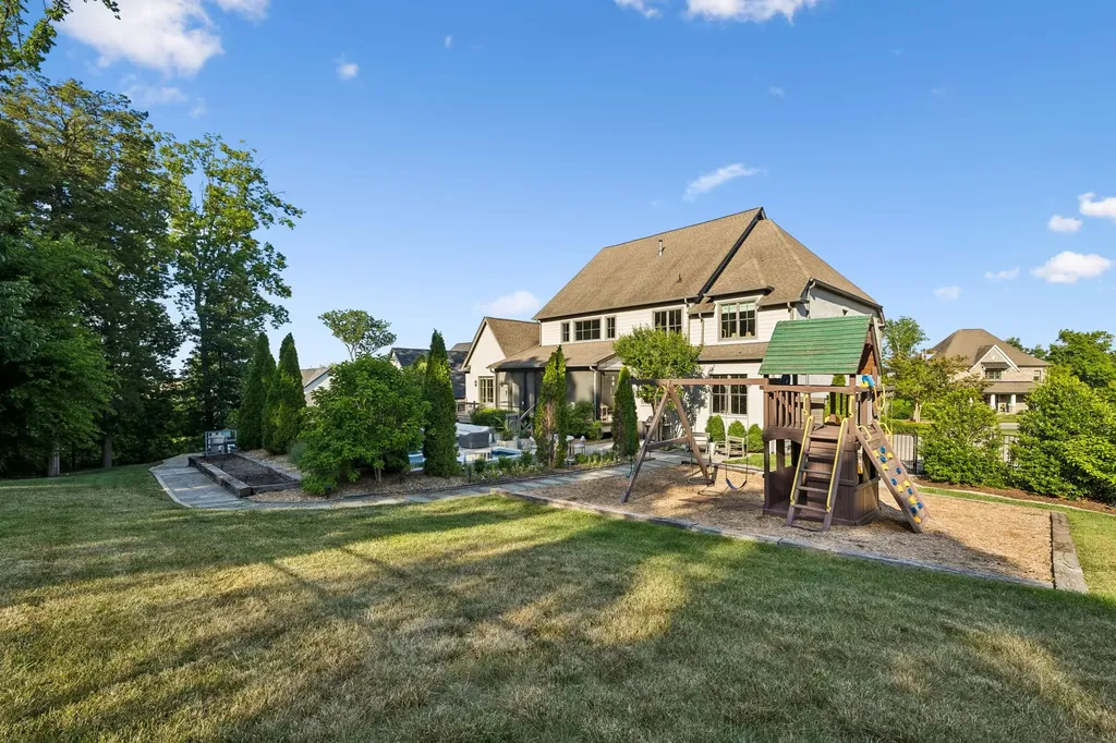 1823 Burland Crescent Brentwood TN 37027