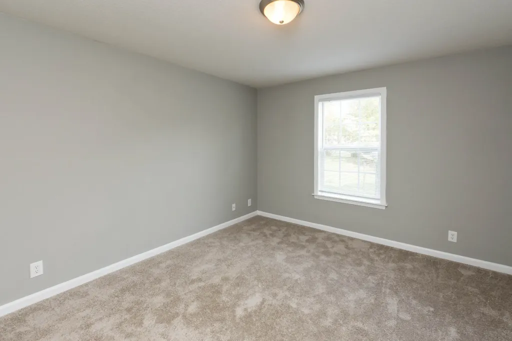 3301 Royster Lane Clarksville TN 37042