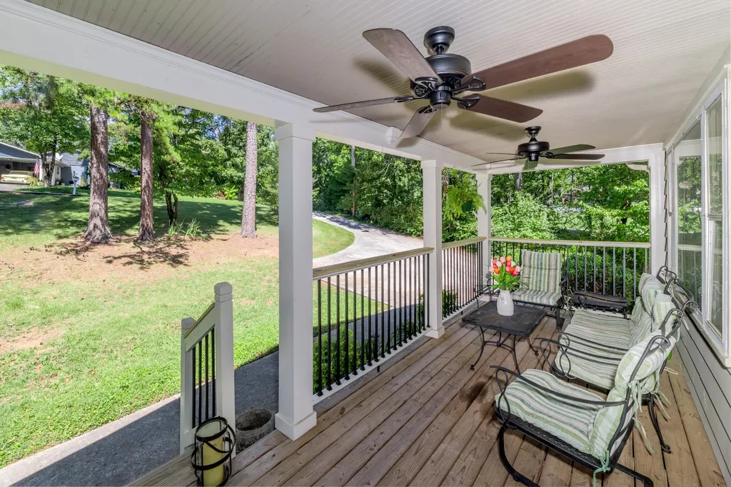 1112 Dogwood Drive Kingston TN 37763