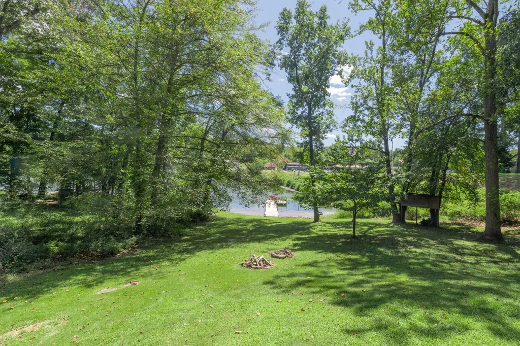1112 Dogwood Drive Kingston TN 37763