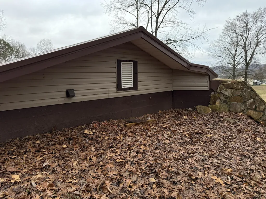 522 College Grove Road Rockwood TN 37854