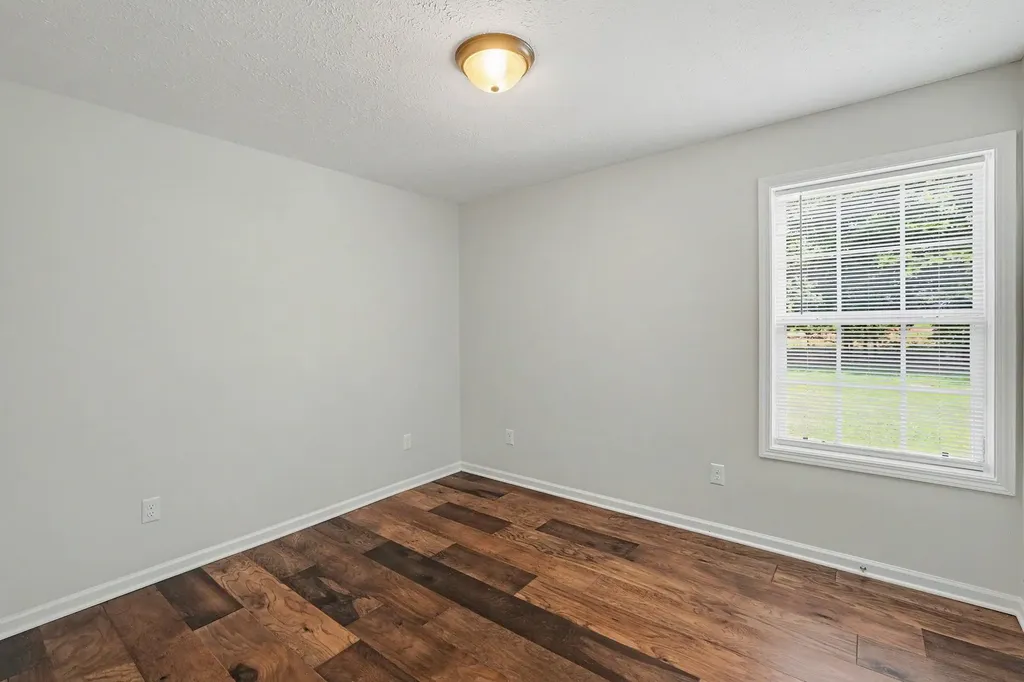 100 Collinwood Drive Tullahoma TN 37388