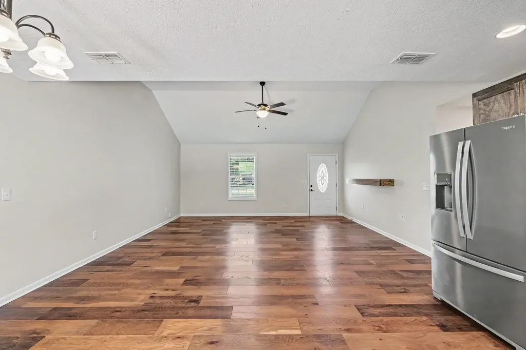100 Collinwood Drive Tullahoma TN 37388