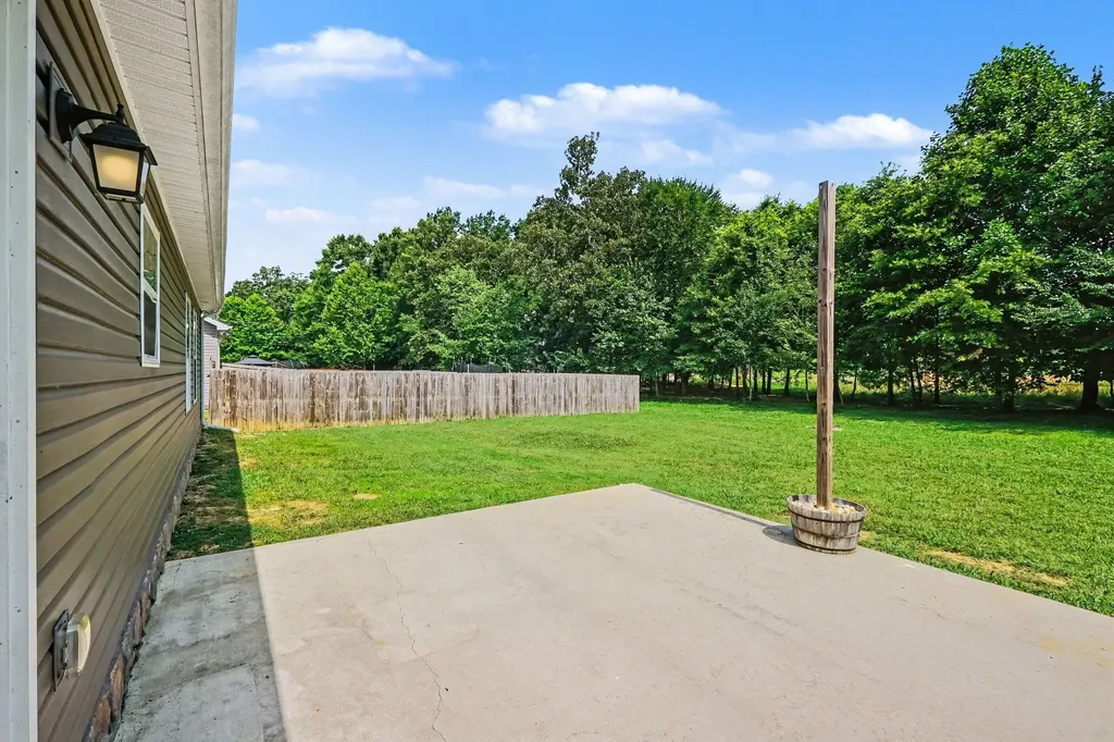 100 Collinwood Drive Tullahoma TN 37388