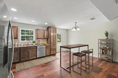 100 Collinwood Drive Tullahoma TN 37388