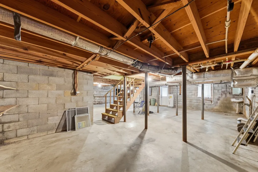 2204 Sowell Mill Pike Columbia TN 38401