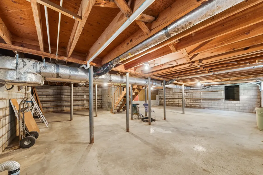 2204 Sowell Mill Pike Columbia TN 38401
