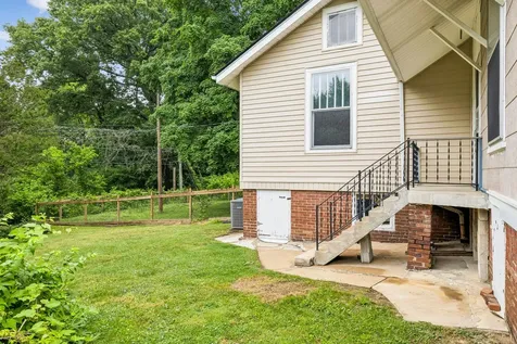 235 Georgia Avenue Clarksville TN 37040