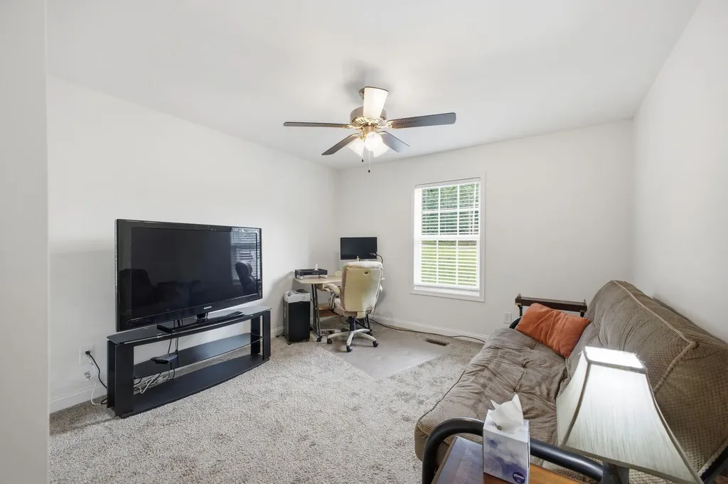 109 Mangrum Road Bon Aqua TN 37025