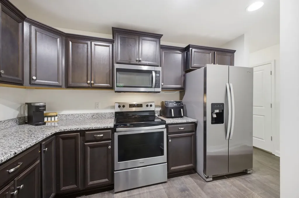 109 Mangrum Road Bon Aqua TN 37025