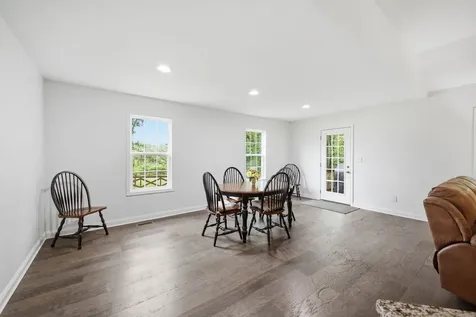 109 Mangrum Road Bon Aqua TN 37025