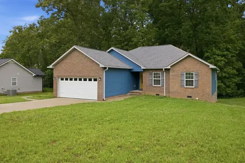 109 Mangrum Road Bon Aqua TN 37025