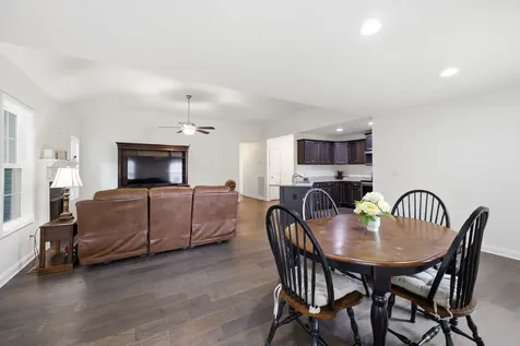 109 Mangrum Road Bon Aqua TN 37025