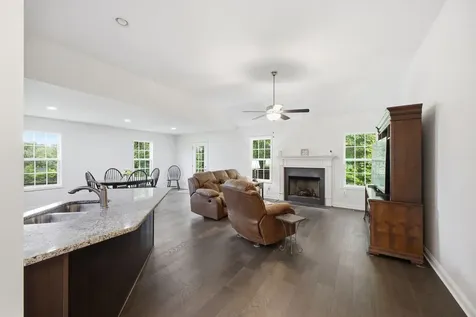 109 Mangrum Road Bon Aqua TN 37025
