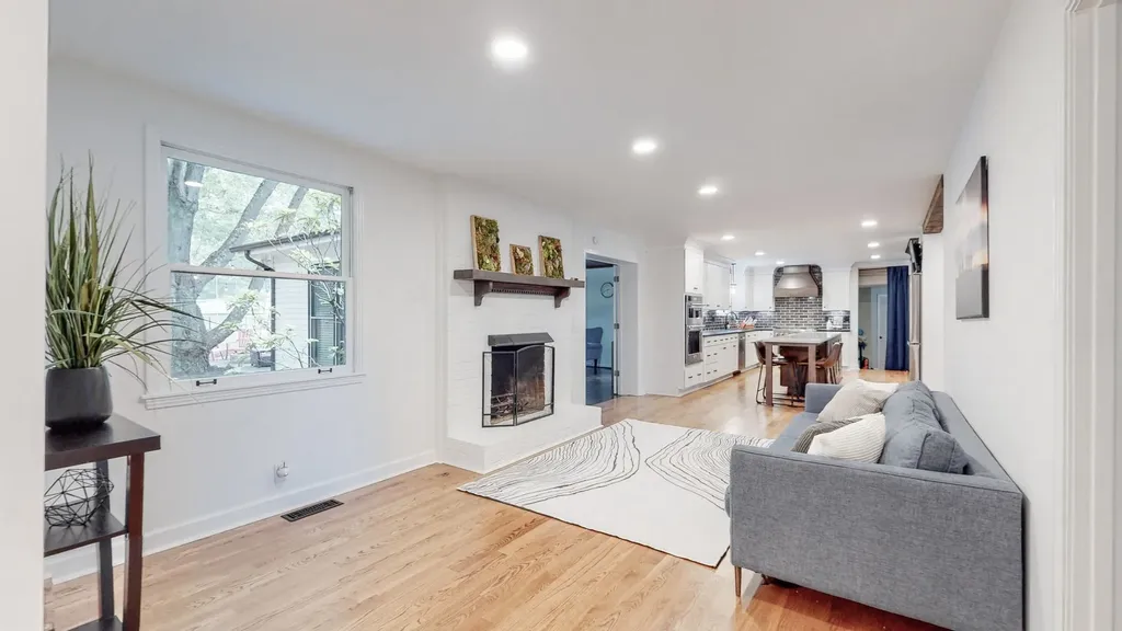 706 Wilson Pike Brentwood TN 37027