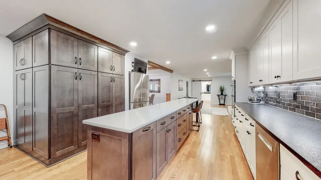 706 Wilson Pike Brentwood TN 37027