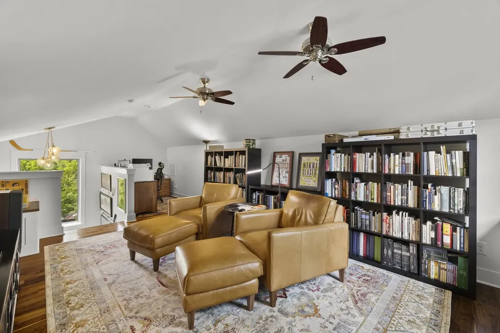 194 37th Ave, N Nashville TN 37209