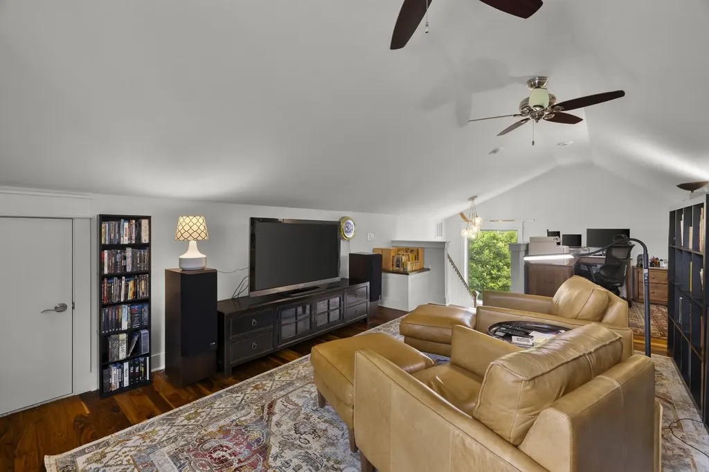 194 37th Ave, N Nashville TN 37209