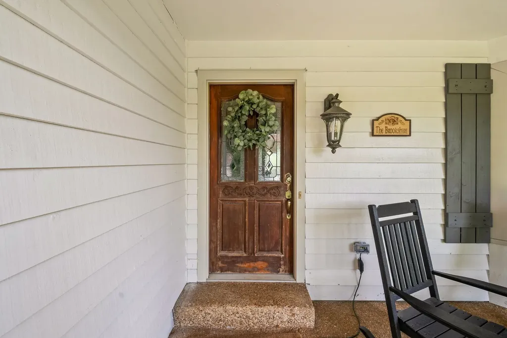 6476 Lickton Pike Goodlettsville TN 37072