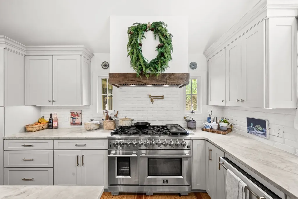 6476 Lickton Pike Goodlettsville TN 37072