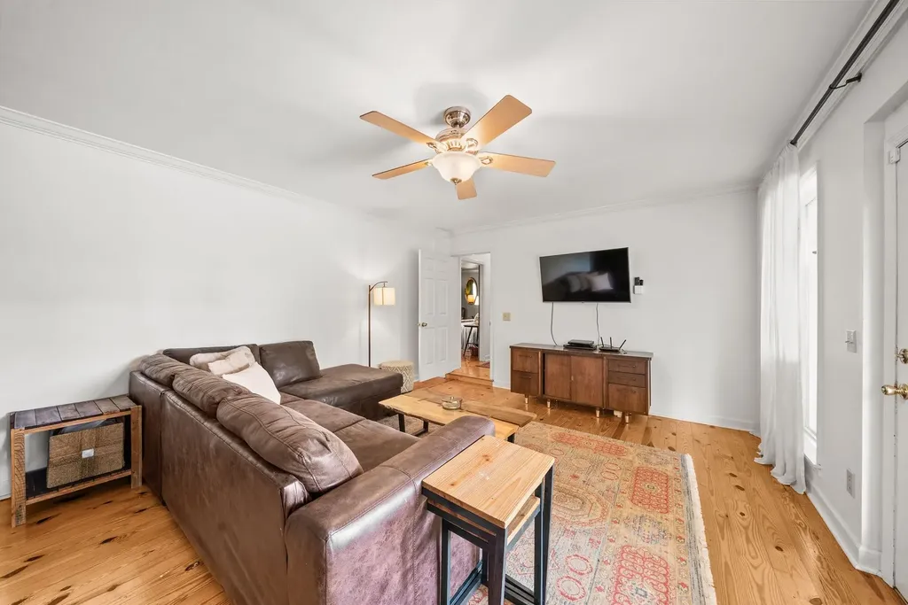 6476 Lickton Pike Goodlettsville TN 37072