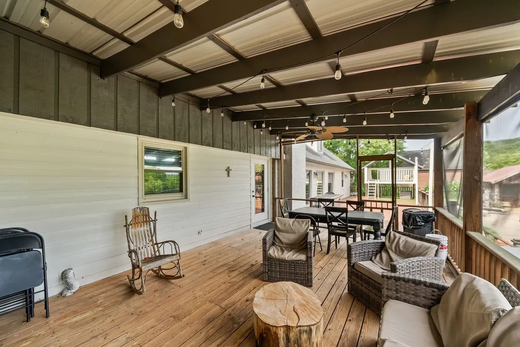 6476 Lickton Pike Goodlettsville TN 37072